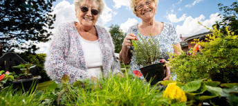 Ryfield Planting sister 2 women