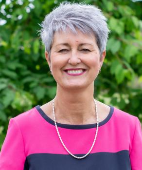 Headshot - Bev Messinger Headshot - Bev Messinger