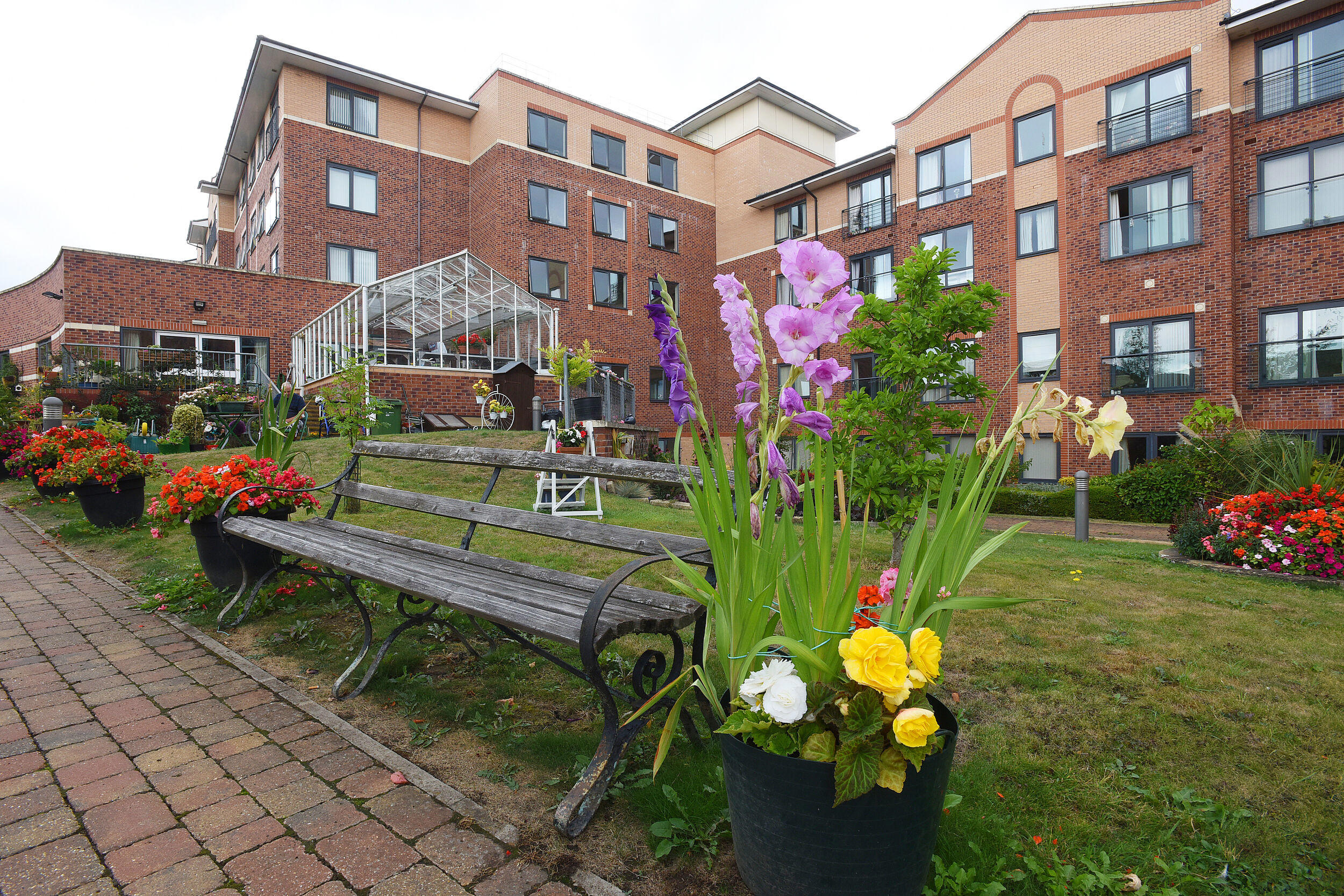 Brunswick Garden Village 02 Large
