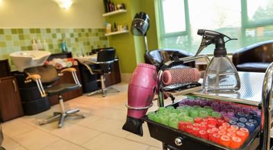 Hollymere Salon