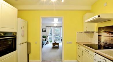 29 Willowmere Kitchen Through