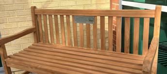 Colleague bench 