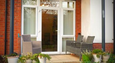 10 Willowmere patio area