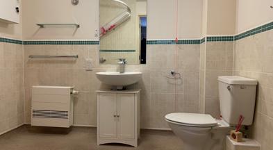 28 Oakmere Wetroom