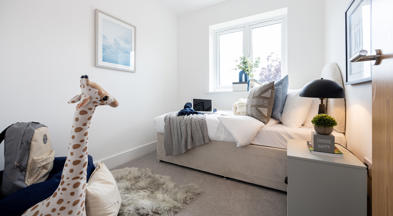 YHG Website Size The Primrose Bedroom 4