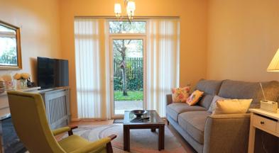 10 Willowmere lounge 